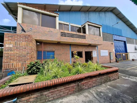 Galpon En Venta En Zona Industrial Municipal Norte - Wc