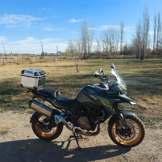 Qj Srt 700x