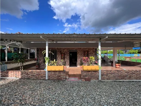 Se Vende Casa Campestre Via Armenia - La Tebaida