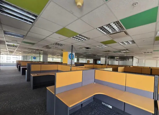 Oficina En Arriendo De 1092 M2, En Plena Av. Providencia