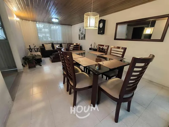 Casa En America Occidental. 4 Habitaciones, 140 M², Id: 148351