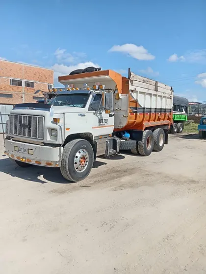 Volqueta Chevrolet Kodiak - 2009
