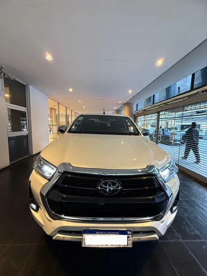 Toyota Hilux Pick-up 2.8 Cd Srx 204cv 4x2 At