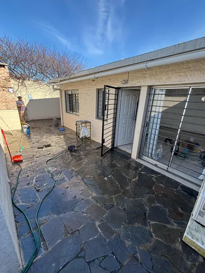 Apto Tipo Casa Dos Dormitorios Parrillero