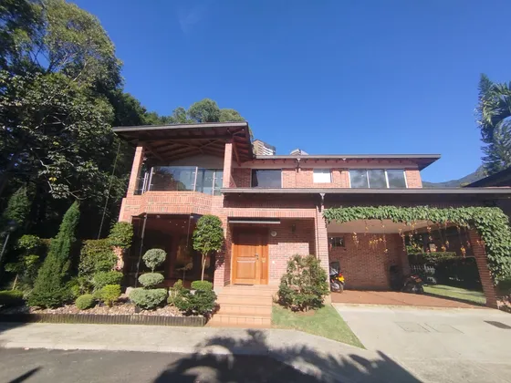 Arriendo Casa En La Cola Del Zorro