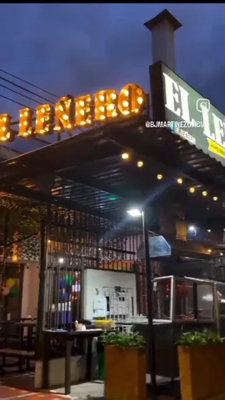 Ganga Vendo O Permuto  Restaurante Neiva Huila, Motivo Salud Con 7 Años De Trayectoria Buena Clientela Amplio Espacio, Con Vivienda En El Segundo Piso 