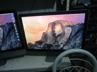 LED Cinema Display (24 polegadas, final de 2008) Manuais e