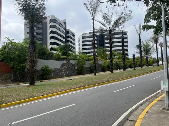 Penthouse Duplex, Excelente Ubicacion Y Distribucion Ubicado Cerca Del Mirador De Colinas De Valle Arriba