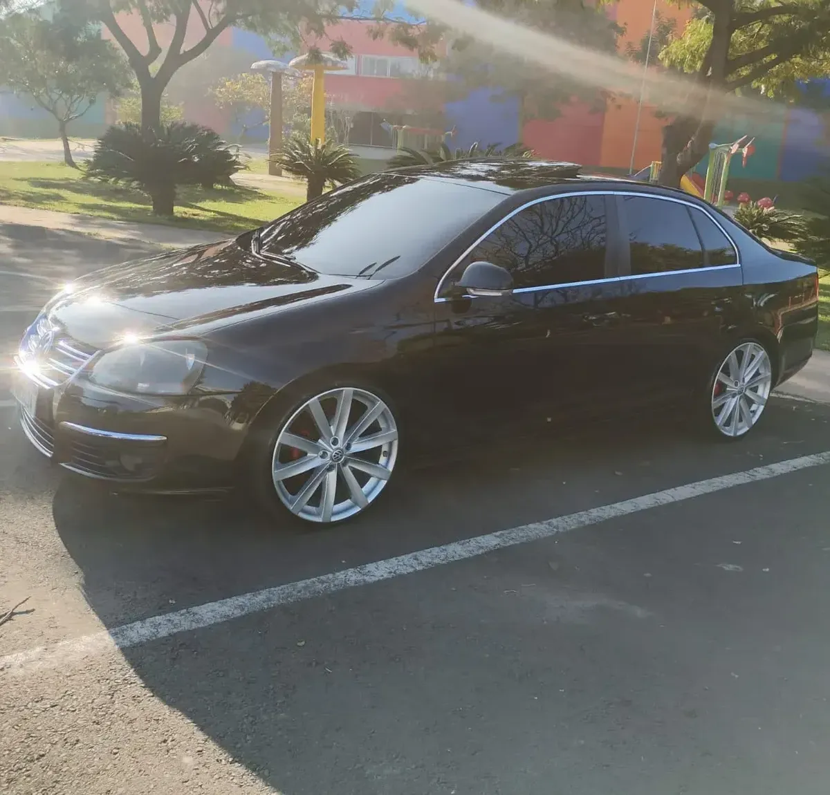Volkswagen Jetta 2009 2.5 4p — foto 2