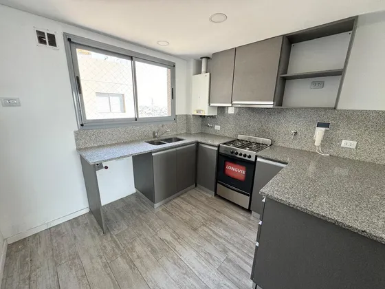 Venta 3 Amb A Estrenar Piscina Y Vista Abierta
