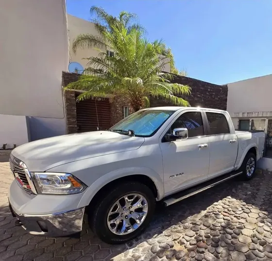 Dodge Ram 1500 5.7 Pickup Slt Aa 4x4 Mt