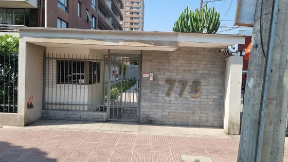Departamento En La Cisterna/fernandez Albano