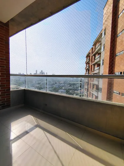 Apartamento De Lujo En Santa Ana (cm&d135).