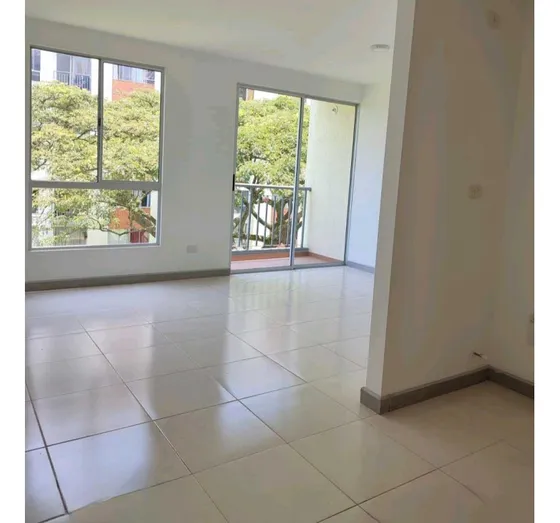 Apartamento En Los Naranjos Jamundí