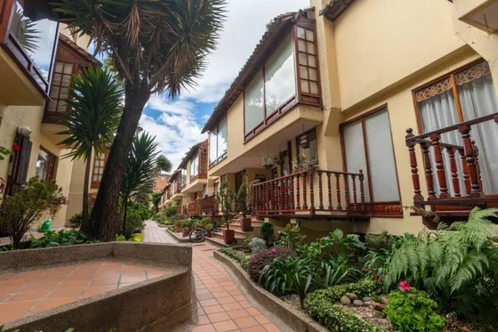 Casa En Venta En La Calleja. Cod V11353