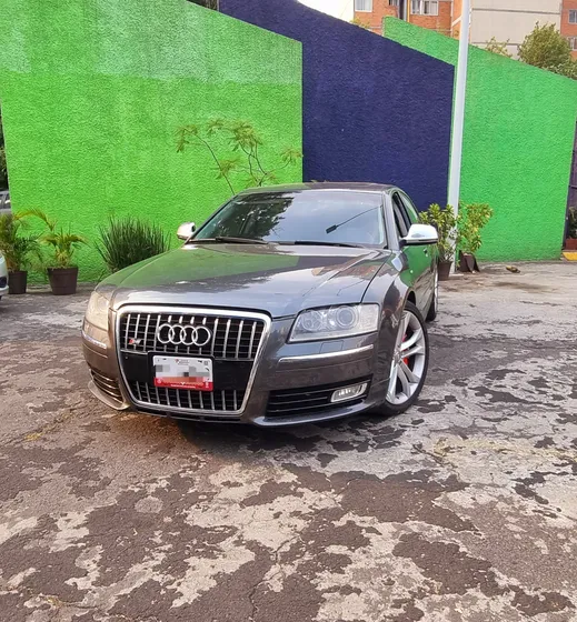 Audi S8 5.2l V10 450cp Tiptronic Quattro At