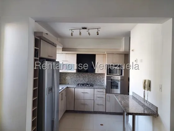 Maribel Morillo Asesor Inmobiliario De Rentahouse Vende; Lindo Apartamento; Situado En Planta Baja; Posee 2 Hab.2 Baños; Queda Amoblado; Conjunto Privado Ubicado Cerca Avda. La Ribereña; Cabudare Lara