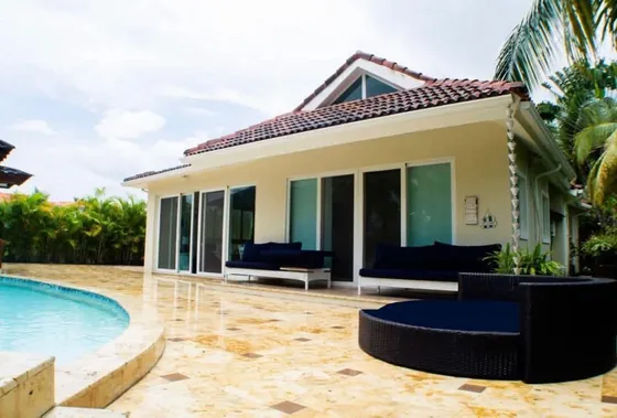 Hermosa Villa De Venta En Playa Las Ballenas, Las Terrenas.