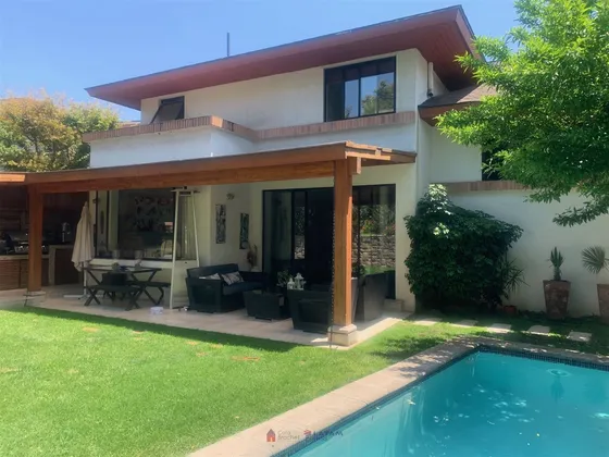 Casa En Venta Condominio Las Condes/ Sector Los Dominicos