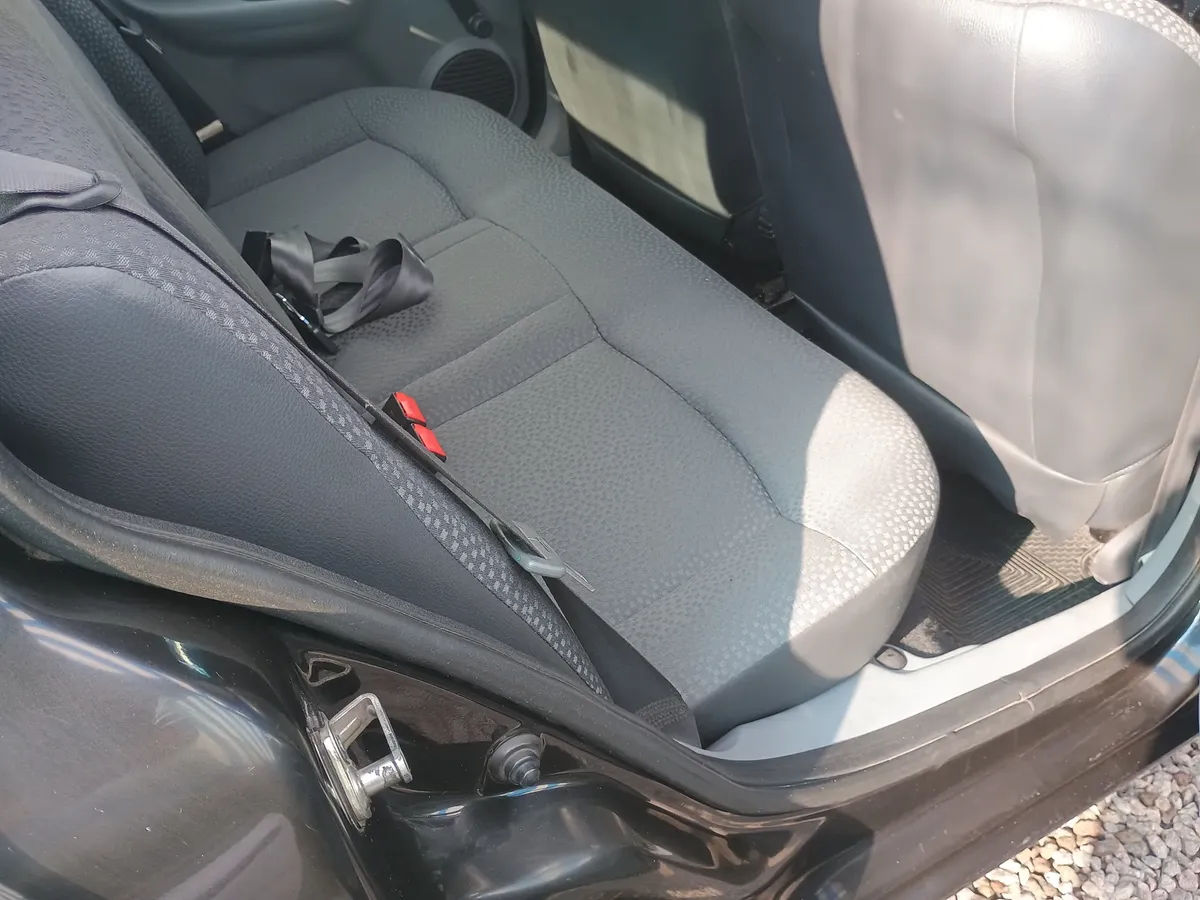 Renault Clio 1.2 Authentique5324230967492812812