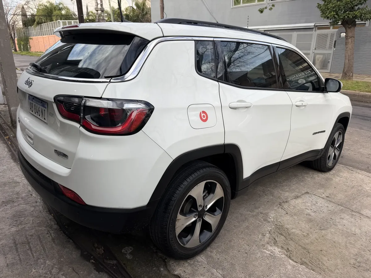 Jeep Compass 2.4 Longitude Plus 4X4518908892938905602