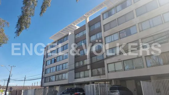 Atractivo Departamento Excelente Ubicación