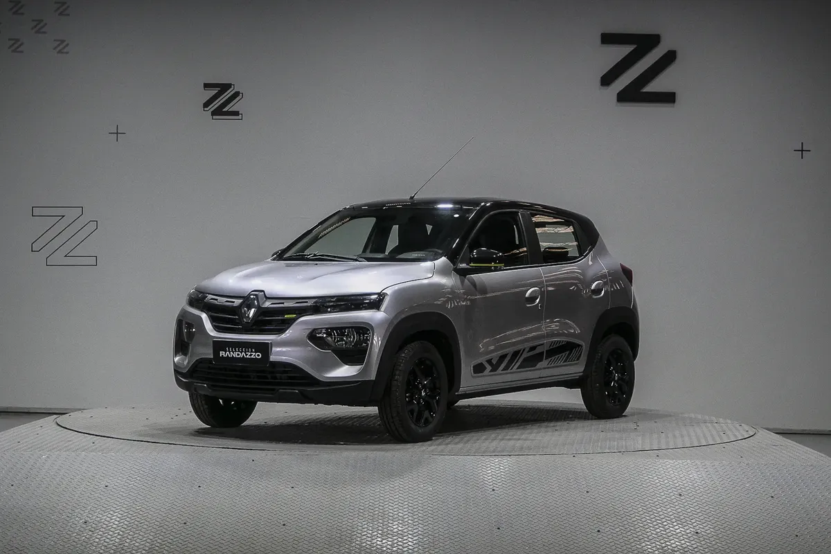 Renault Kwid 1.0 SCE 66 HP Iconic Two-Tone