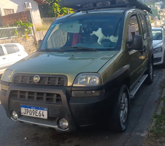 Fiat Doblo 1.8 Adventure 5p