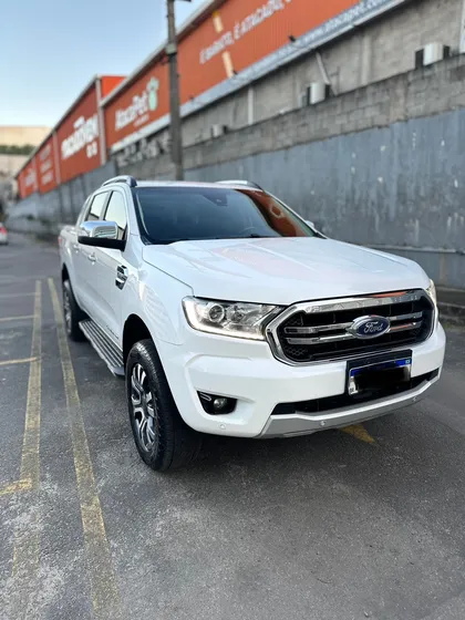 Ford Ranger 3.2 Limited Cab. Dupla 4x4 Aut. 4p