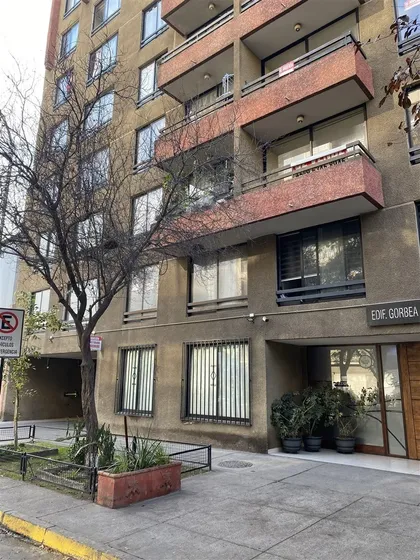 Departamento En Arriendo De 1 Dorm. En Santiago