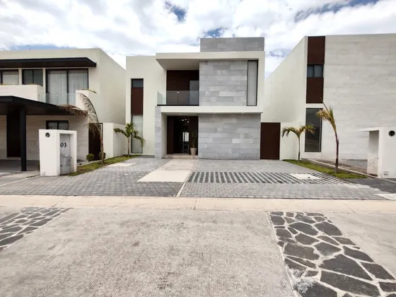 Casa En Venta En Velasur
