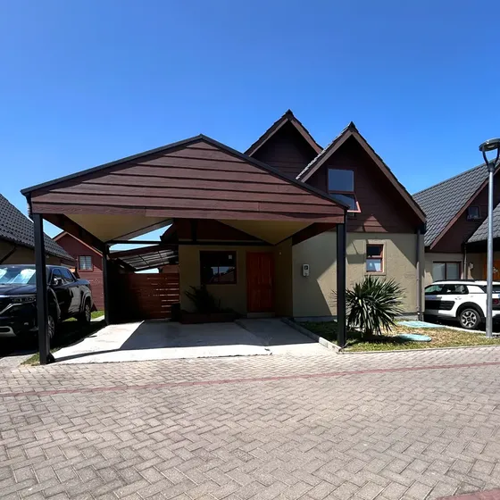 Casa En Venta En Condominio Las Araucarias, Los Ángeles