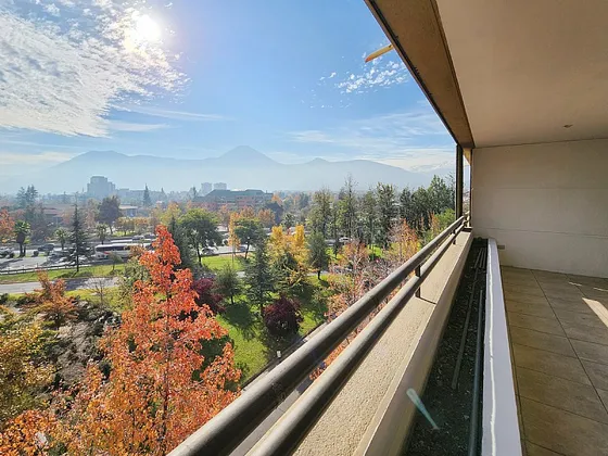 Vista Norte - A Pasos Del Parque Araucano - Colegio Aleman