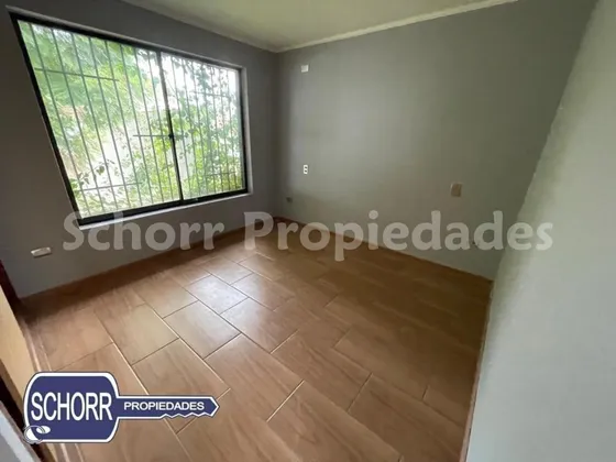 Casa En Venta De 4 Dorm. En Talca
