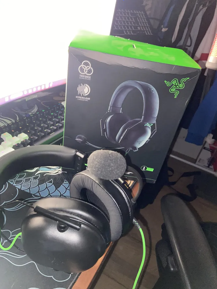 Fone de ouvido Razer Blackshark V2 X Quartz, Cor Rosa - Imagem 2