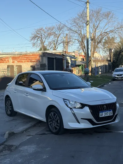 Peugeot 208 1.6 Allure
