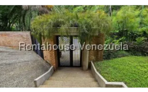  #25-12833  Hermosa Casa En Alto Hatillo 