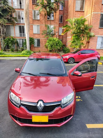 Renault Sandero 1.6 Expression 90 Hp