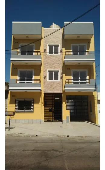 Departamento - Isidro Casanova