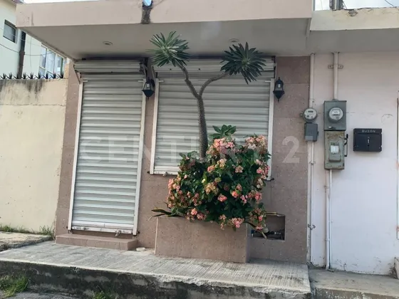 Local Comercial En Colonia Lauro Aguirre