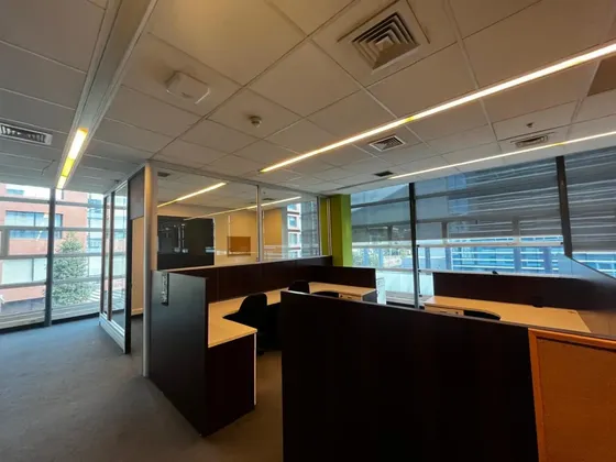 Ciudad Empresarial 396 M2 Arrendada 2 Roles Amoblada