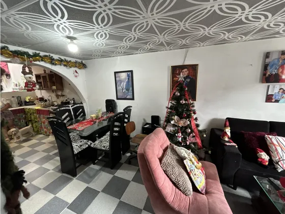 Se Vende Casa En Bosques De Pinares - Armenia