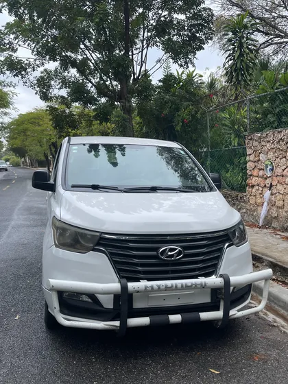 Hyundai H-1 Van Diesel