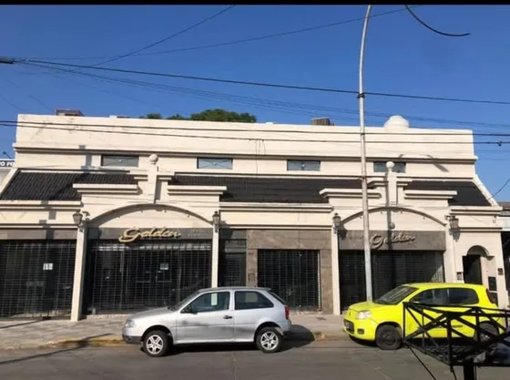 Alquilo Local Av. Santa Ana
