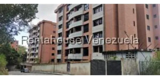  #25-17357  Acogedor Y Espacioso Apartamento En Parque El Retiro 