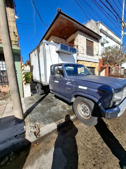 Ford F-250 D