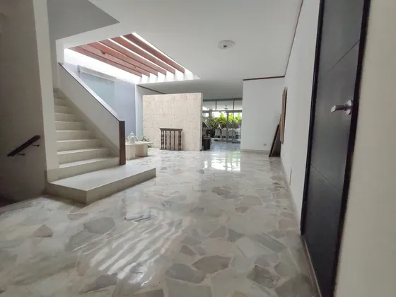 Casa En Venta En Santa Rita. Cod V11739