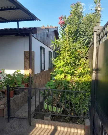 Casa En Venta De 3d 1b 1bod Patio Techado, En Conchalí
