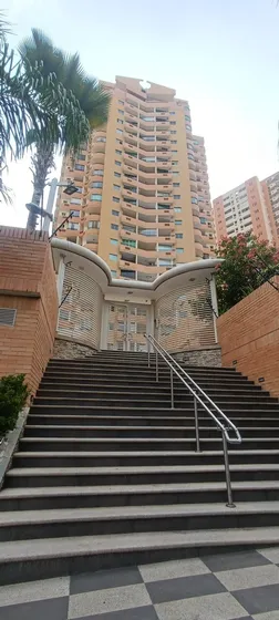 Yr Apartamento En Venta En Las Chimeneas Bod _60
