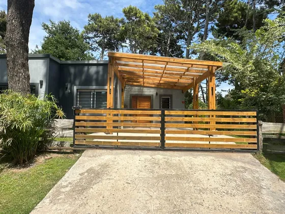 Casa 5 Ambientes En Venta Valeria Del Mar  